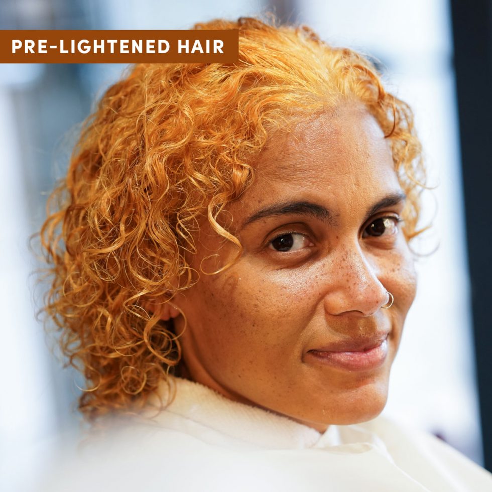 Hydrating Color Boost Semi-Permanent Fuchsia Hair Dye